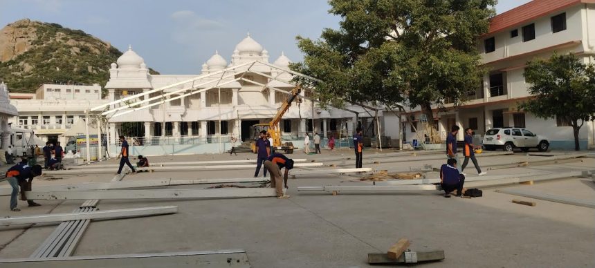 ಸಂಪನ್ನಗೊಂಡ ಸಂಗೀತೋತ್ಸವ, ಗಂಟು ಮೂಟೆ ಕಟ್ಟಿದ ಭಕ್ತರು ಕೈವಾರ ಖಾಲಿ ಖಾಲಿ