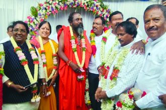 ಪಾಲನಹಳ್ಳಿ ಮಠದಲ್ಲಿ ಗುರು ಪೂರ್ಣಿಮಾ ಮಹೋತ್ಸವ: “ಗುರು ಮಾರ್ಗವೇ ಜೀವನದ ಸನ್ಮಾರ್ಗ”  ಪೂಜ್ಯ ಶ್ರೀ ಸಿದ್ದರಾಜು ಸ್ವಾಮೀಜಿ